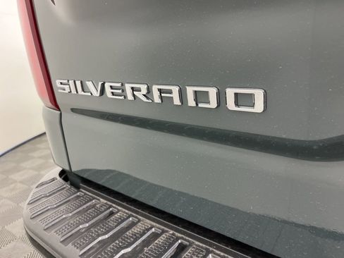 New 2026 Chevrolet Silverado 1500 ZR2 image 21