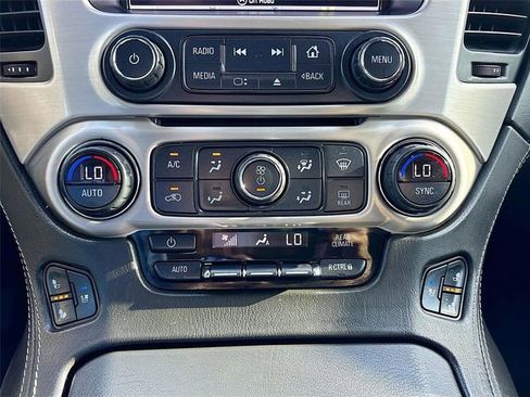 Used 2020 GMC Yukon Denali w/ Denali Premium Package RWD image 14