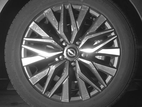 Used 2025 Nissan Altima 2.5 SV image 13