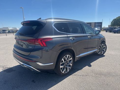 Used 2022 Hyundai Santa Fe Calligraphy image 3