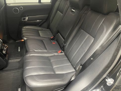 Used 2017 Land Rover Range Rover HSE AWD/4WD image 18