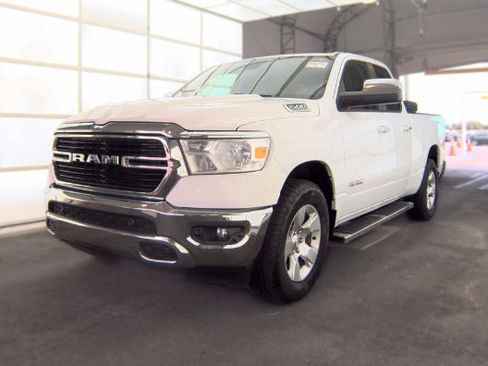 Used 2020 RAM 1500 Big Horn AWD/4WD image 3