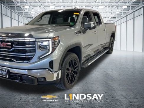 Used 2025 GMC Sierra 1500 SLT w/ SLT Premium Package image 5