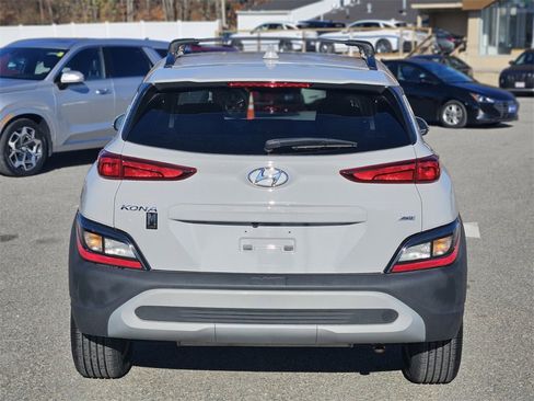 Used 2023 Hyundai Kona SEL image 4