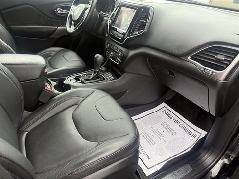 Used 2019 Jeep Cherokee Limited AWD/4WD image 43