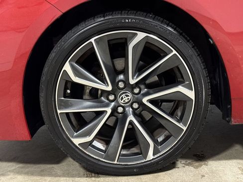 Used 2021 Toyota Corolla SE w/ SE Premium Package FWD image 27