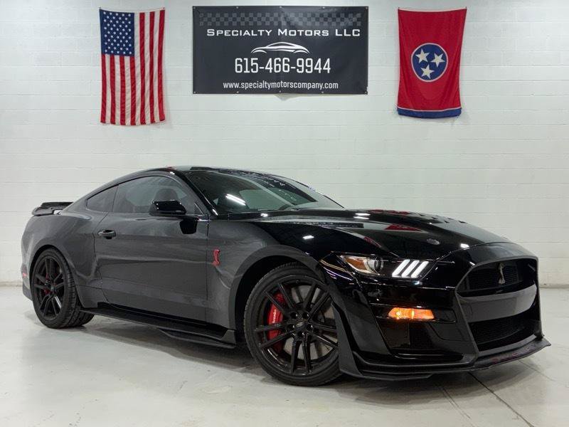 Used 2020 Ford Mustang Shelby GT500 w/ Technology Package RWD image 3