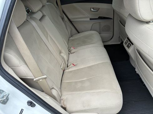 Used 2009 Toyota Venza FWD image 14