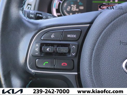 Used 2019 Kia Niro EX image 25