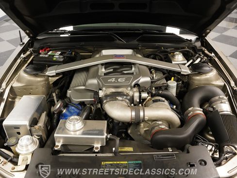 Used 2005 Ford Mustang GT image 33