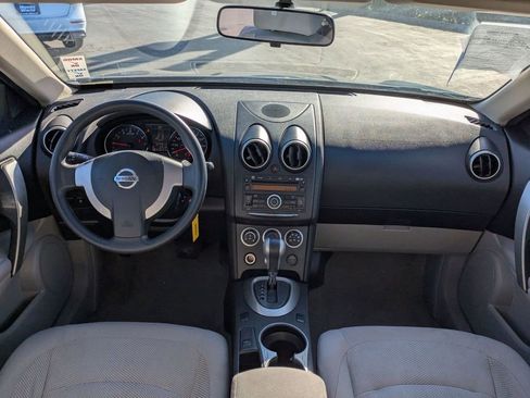 Used 2015 Nissan Rogue S image 11