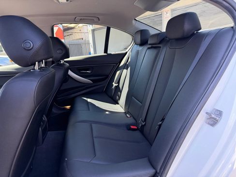 Used 2015 BMW 320i Sedan RWD image 10