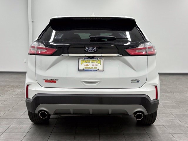 Used 2019 Ford Edge SEL w/ Equipment Group 201A AWD/4WD image 3