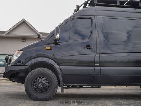 Used 2012 Mercedes-Benz Sprinter 3500 image 4