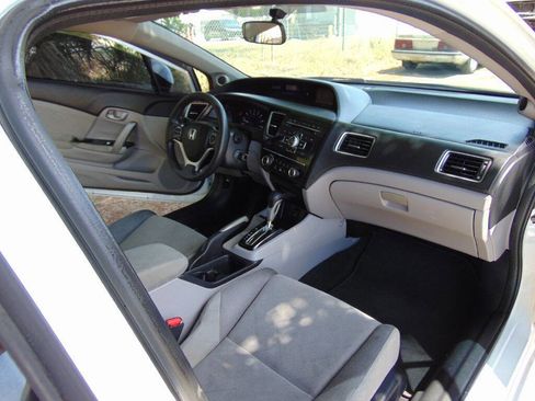 Used 2013 Honda Civic LX image 20