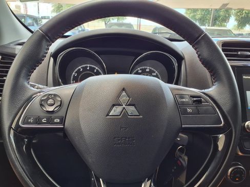 Used 2026 Mitsubishi Outlander Sport LE AWD/4WD image 25