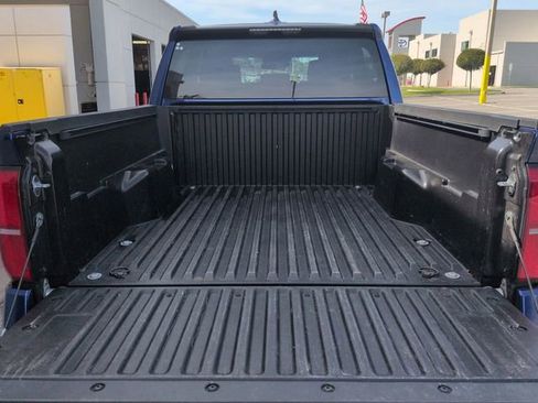 Certified 2024 Toyota Tacoma SR5 AWD/4WD image 13