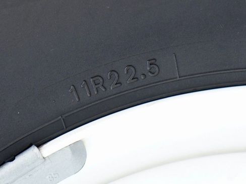 Used 2016 Ford F650 2WD Regular Cab Super Duty image 40