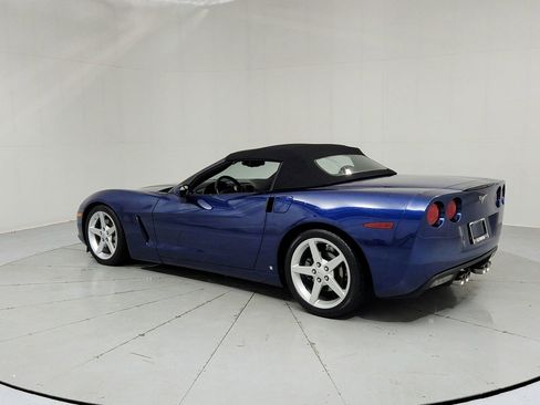 Used 2007 Chevrolet Corvette Convertible RWD image 3