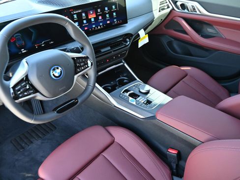 New 2026 BMW i4 xDrive40i w/ Parking Assistance Package image 11