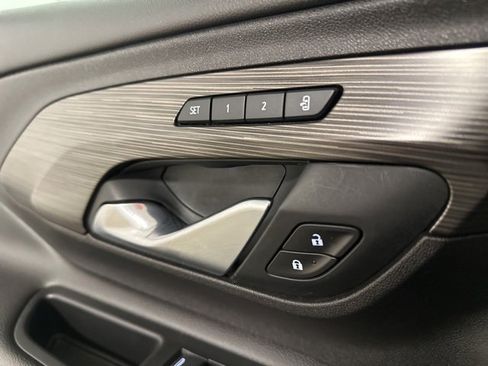 Used 2019 GMC Terrain SLT w/ Preferred Package image 10