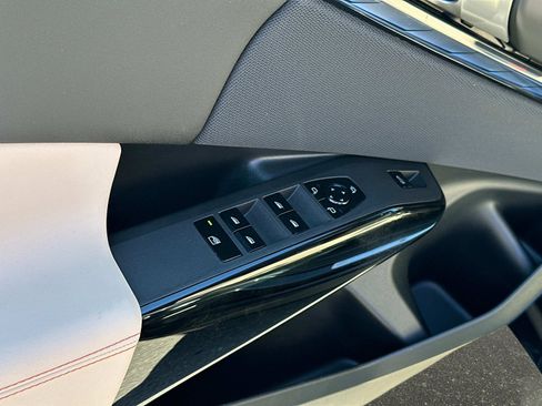 New 2026 BMW X3 xDrive30 w/ M Sport Package image 19