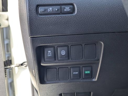 Used 2020 Nissan Rogue Sport S FWD image 22