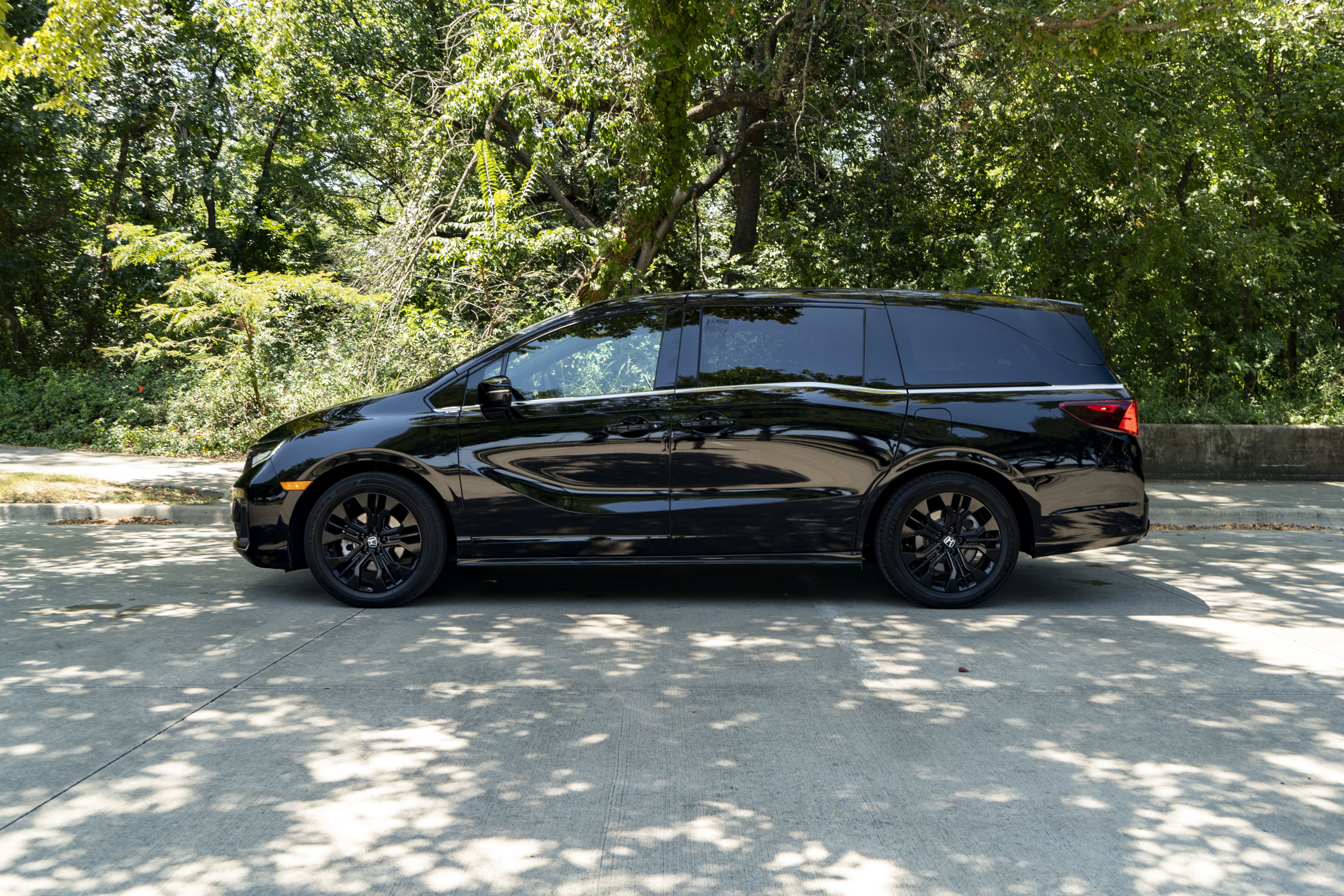 Certified 2025 Honda Odyssey Sport-L image 6