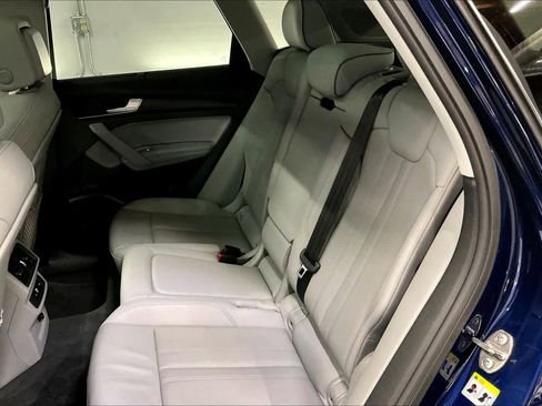 Used 2021 Audi Q5 Premium Plus w/ Premium Plus Package image 28
