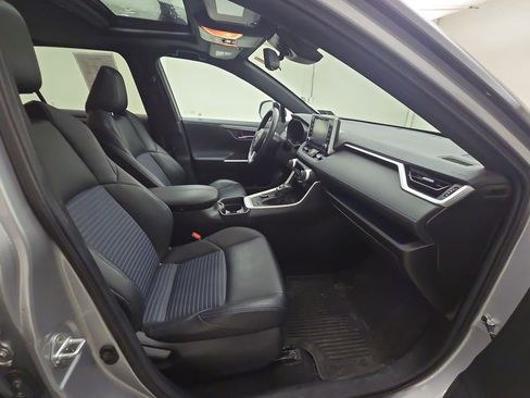 Used 2021 Toyota RAV4 XSE w/ XSE Grade Weather Package image 28