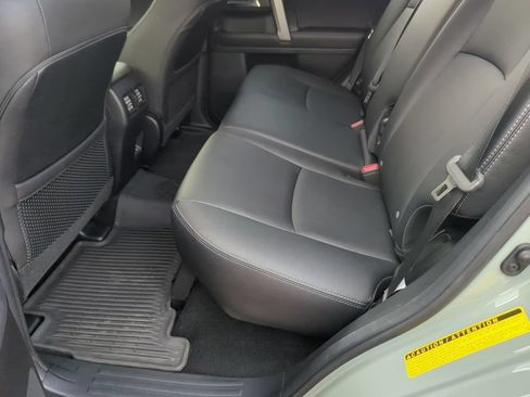 Used 2022 Toyota 4Runner TRD Sport AWD/4WD image 36
