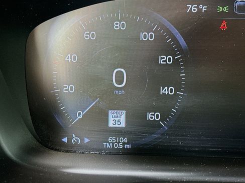 Used 2020 Volvo V60 T5 Momentum w/ Premium Package FWD image 19