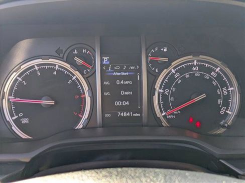 Used 2022 Toyota 4Runner TRD Off-Road image 19