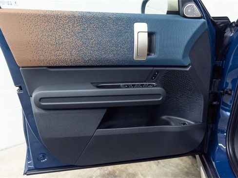 Used 2025 MINI Cooper Countryman SE w/ Comfort Package Max image 13