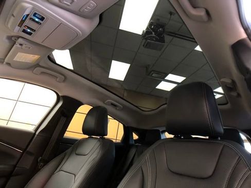 New 2025 Ford Mustang Mach-E Premium image 21