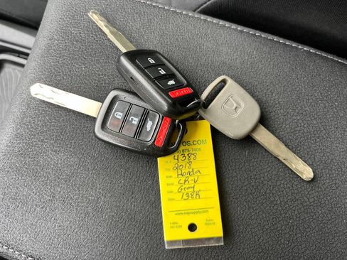 Used 2018 Honda CR-V LX image 12