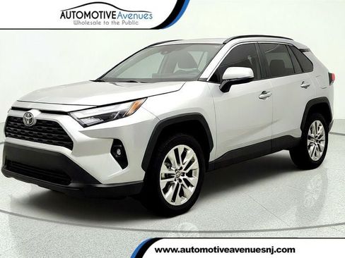 Used 2025 Toyota RAV4 XLE Premium AWD/4WD image 1