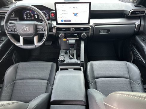 Used 2026 Toyota 4Runner TRD Off-Road Premium AWD/4WD image 12