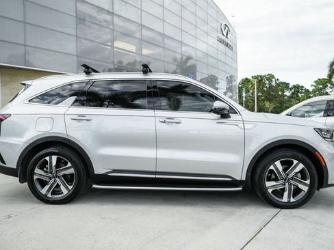 Used 2023 Kia Sorento SX Prestige image 27