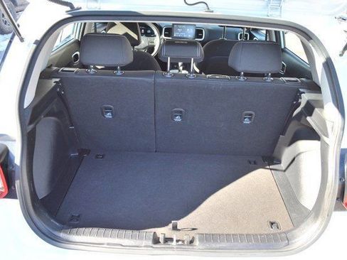 Used 2024 Hyundai Venue SEL image 39