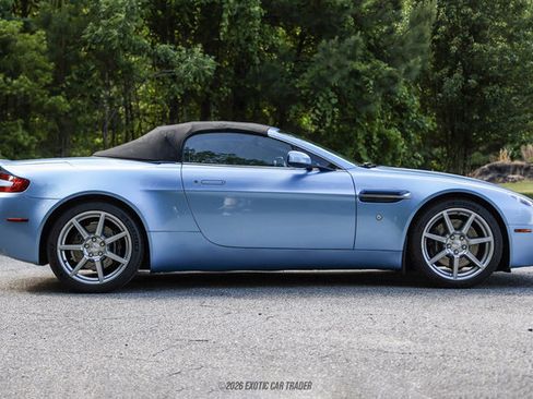 Used 2007 Aston Martin V8 Vantage Roadster RWD image 21