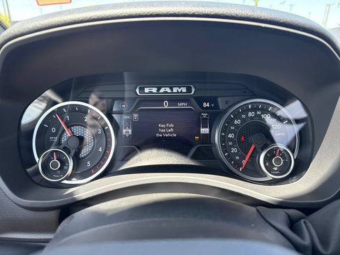 New 2026 RAM 2500 Big Horn AWD/4WD image 16
