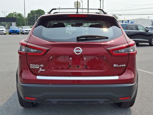 Used 2022 Nissan Rogue Sport SL AWD/4WD image 5
