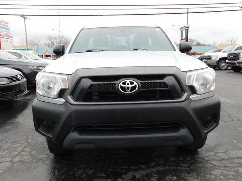 Used 2013 Toyota Tacoma 2WD Regular Cab image 2
