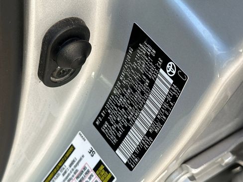 Certified 2023 Toyota Corolla LE image 35