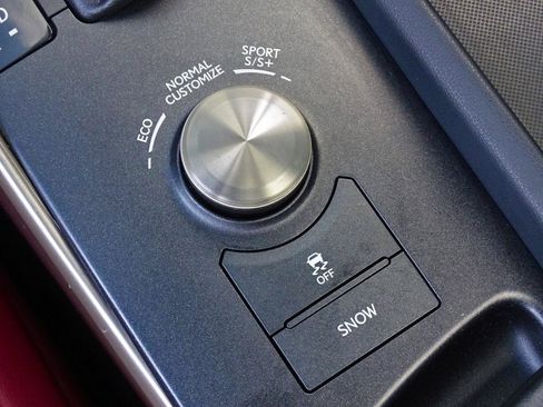 Used 2020 Lexus IS 350 F Sport w/ F Sport Package RWD image 34