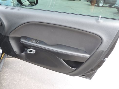 Used 2021 Dodge Challenger R/T image 16