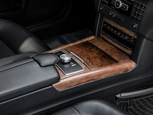 Used 2013 Mercedes-Benz E 350 4MATIC Sedan w/ Premium 1 Pkg image 26