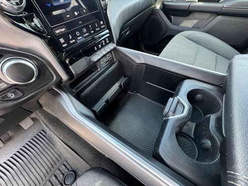 Used 2023 RAM 1500 Big Horn AWD/4WD image 29