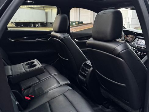 Used 2020 Cadillac XT5 Premium Luxury FWD image 21